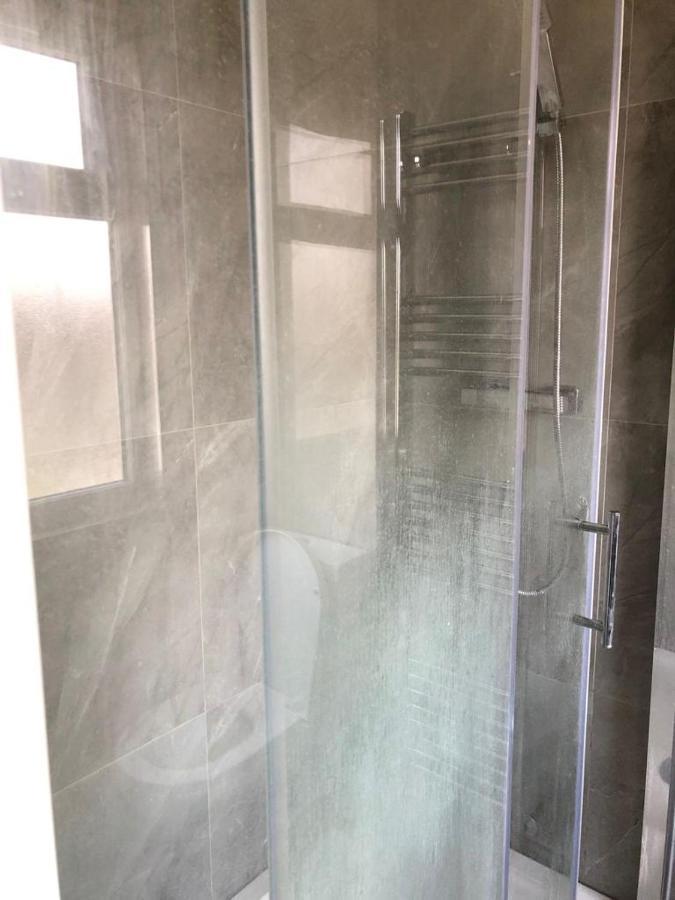 Rahal Ilford Appartement Buitenkant foto