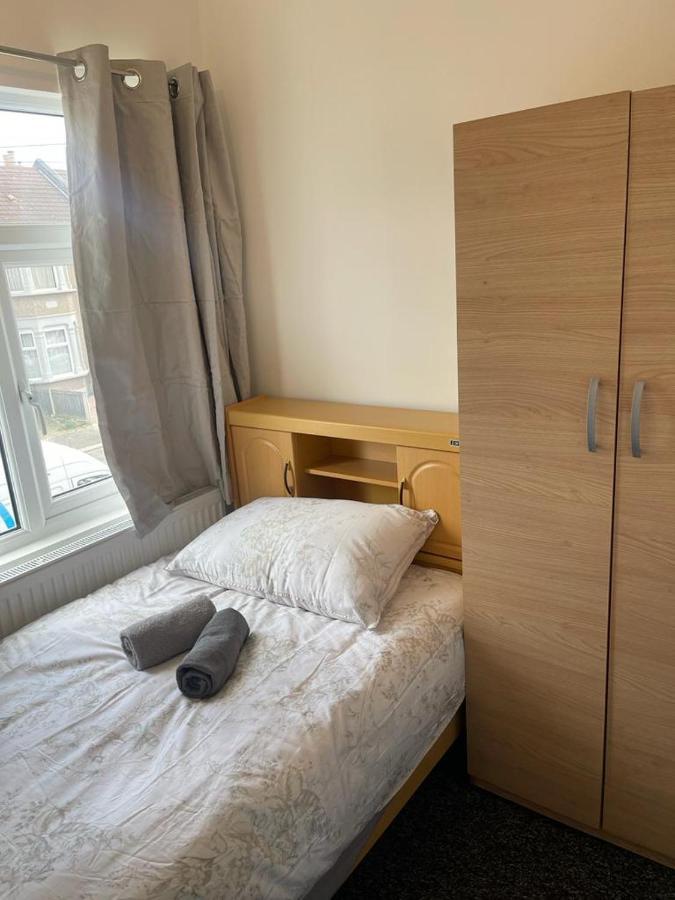 Rahal Ilford Appartement Buitenkant foto