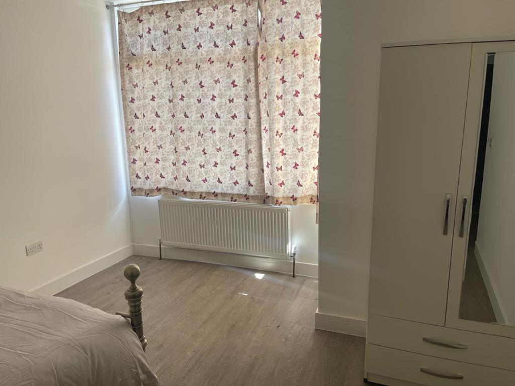 Rahal Ilford Appartement Buitenkant foto