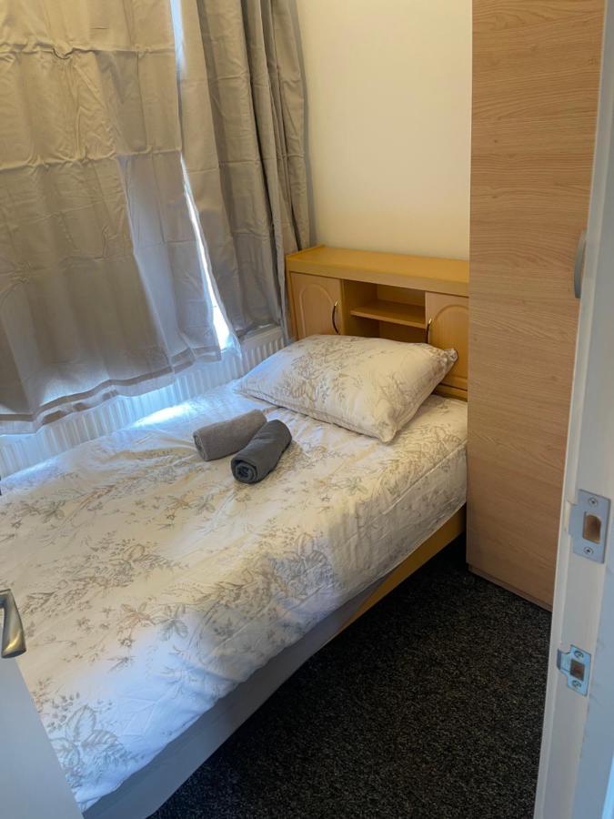 Rahal Ilford Appartement Buitenkant foto